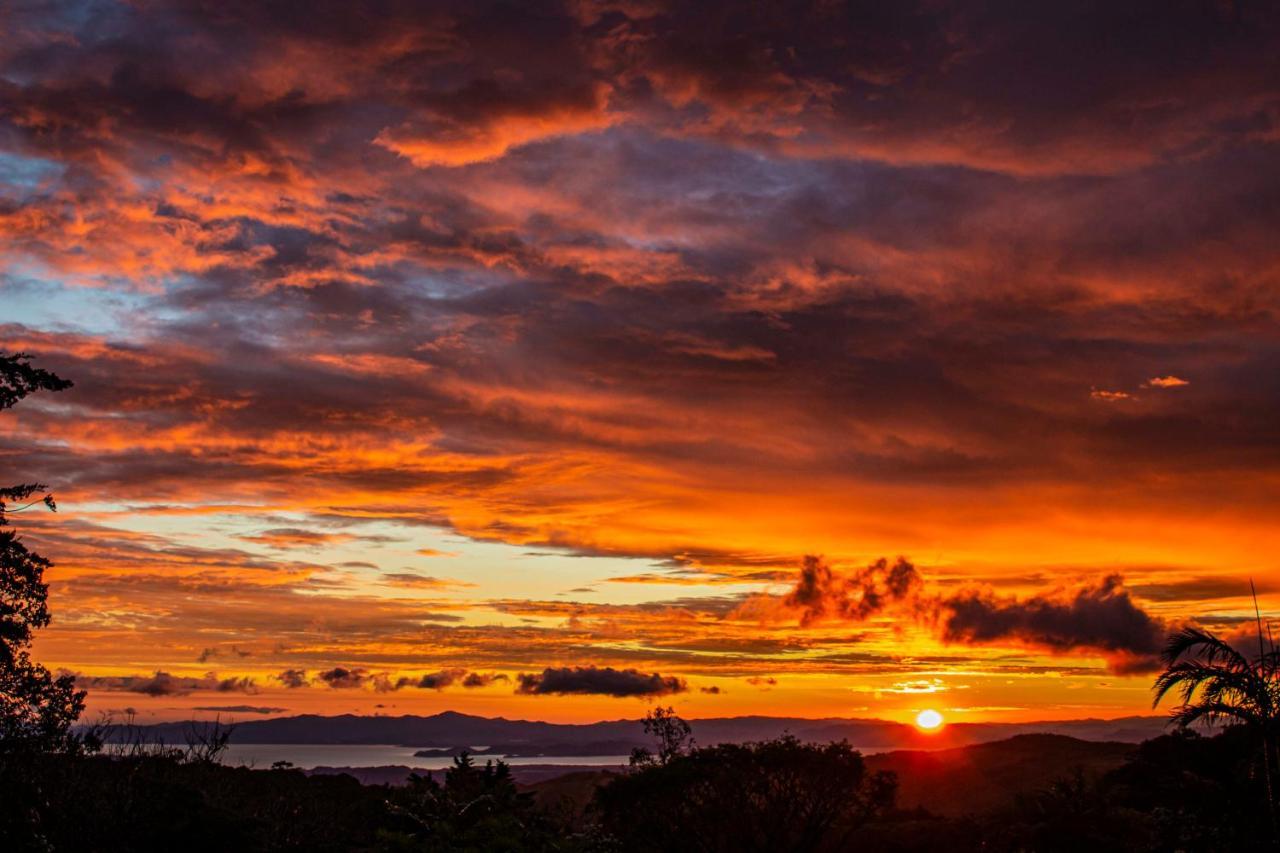 Sunset Monteverde Exterior photo